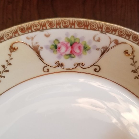 Nippon Hand Painted Dish Gold Encrusted Flowers & Scrolls - Picture 2 of 6